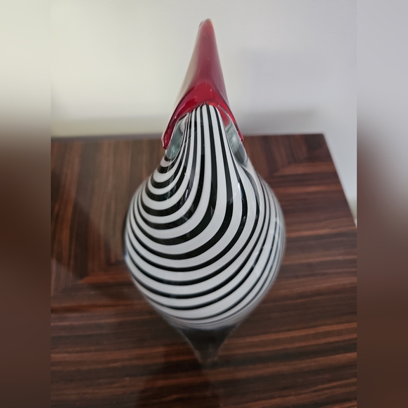 Vintage Murano  Toucan Glass Bird Figurine, Black & White Spiral. 9.5" Tall - Picture 10 of 16
